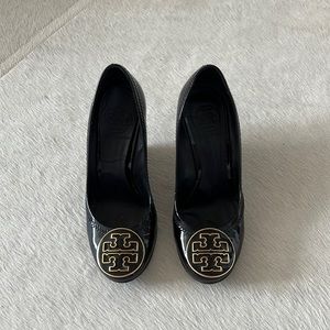 Tory Burch Black patent wedge, size 5